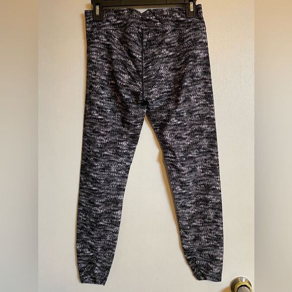 Calvin Klein Performance Quick Dry Pants - Picture 7 of 10